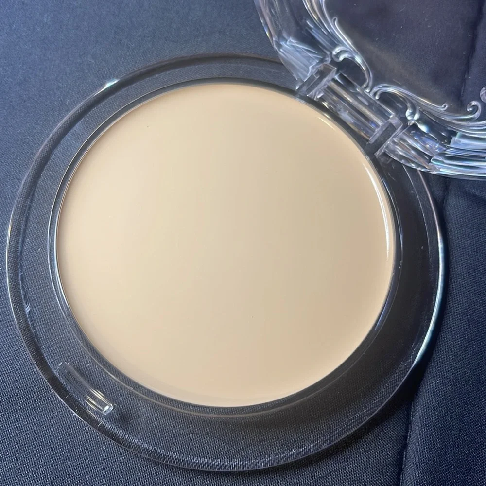 KVD Light 008 Good Apple Lightweight Full-Coverage Cream Foundation Balm